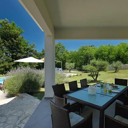 Villa Hemera - Oasis Of Peace And Privacy By Istrabook Krsan