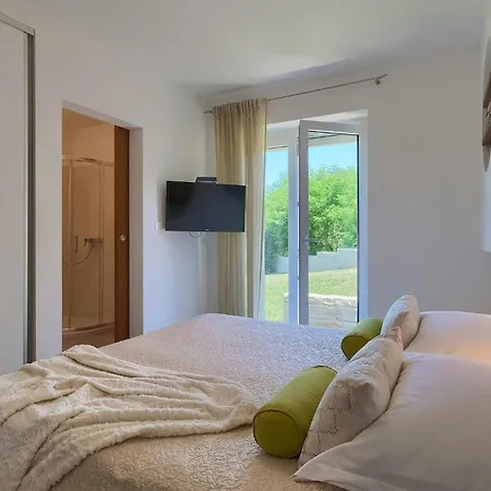 Hemera - Oasis Of Peace And Privacy By Istrabook Villa